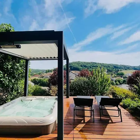 Villa Luxus *